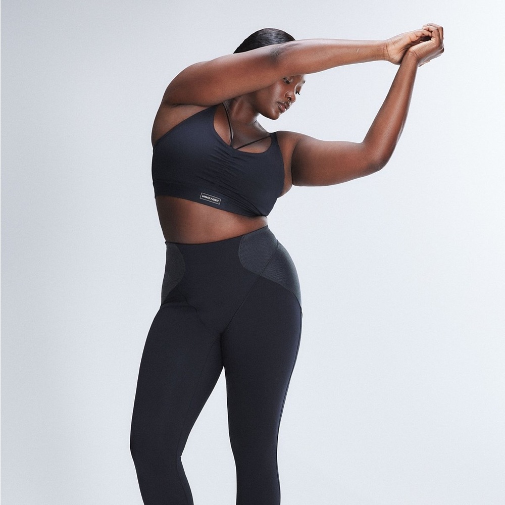 Savage X Fenty “Curve Alert Sports Bra + Legging Set” Size 2X, NWT✨